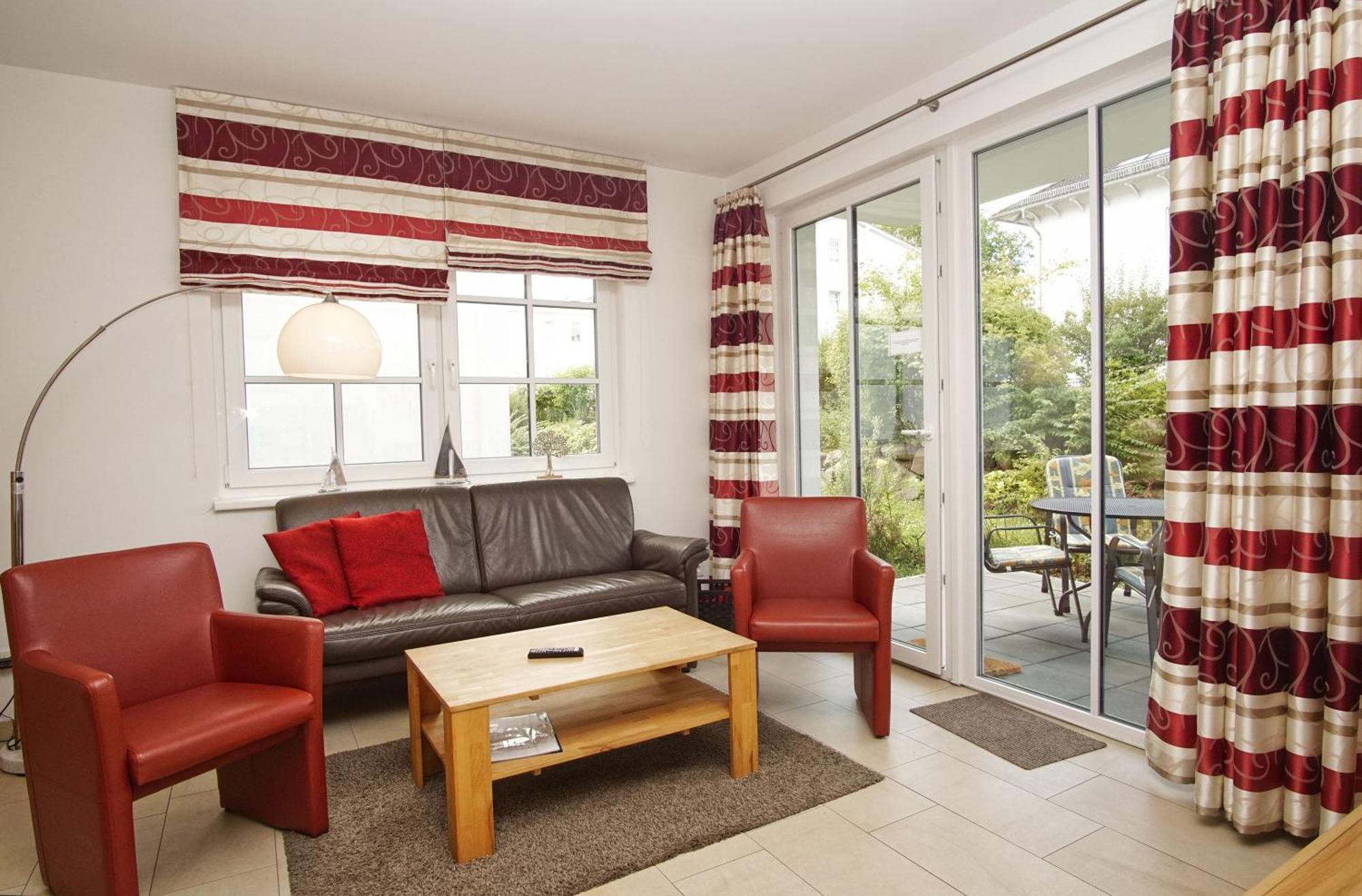 Terrasse, Gratis Nutzung Vom Ahoi Erlebnisbad Und Sauna In Sellin - Villa Antje Fewo 04 Goehren  Εξωτερικό φωτογραφία